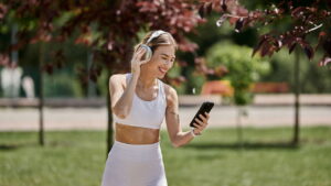 Mantenha sua elegância no calor com essas dicas essenciais