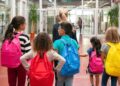 Segundo o Censo Escolar, o número de estudantes autistas aumentou quase 45%, mas a formação de professores ainda é um desafio - Crédito: Freepik