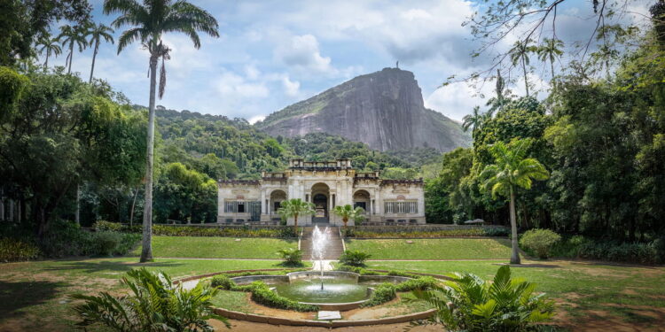 Cidade brasileira se destaca entre os melhores refúgios naturais