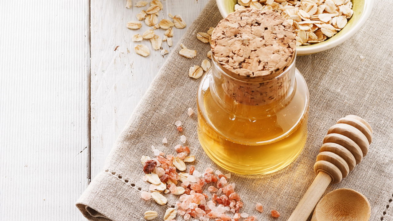 É possível fazer peeling caseiro? Conheça os segredos dessa técnica