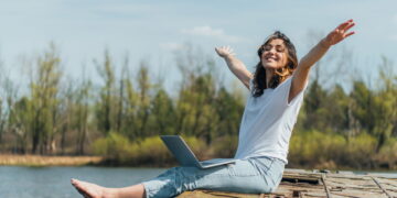 Período de transição que contribui para maior estabilidade financeira e profissional
 - Créditos: depositphotos.com / DimaKozitsyn