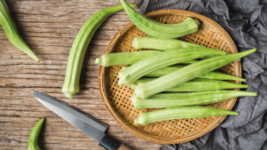 Tudo o que você precisa saber para cultivar quiabo em casa