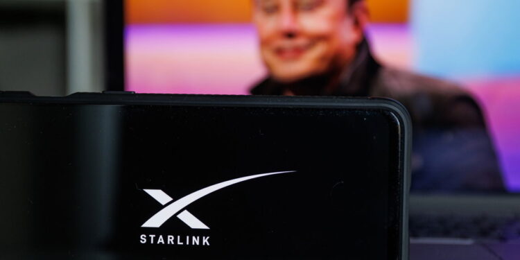 Starlink - Créditos: depositphotos.com / rokas91