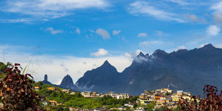 Teresópolis - Créditos: depositphotos.com / Ranimiro