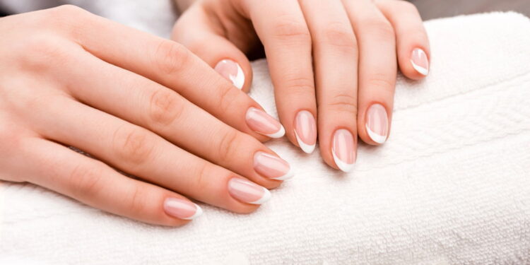 Você sabia que unhas naturais estão dominando a moda?