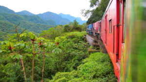 Este trem no Brasil foi eleito um dos melhores do mundo