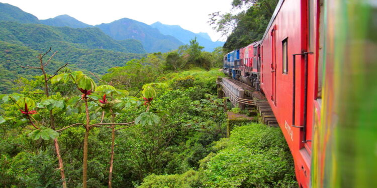 Este trem no Brasil foi eleito um dos melhores do mundo