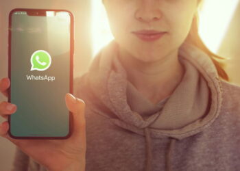 Etiquetas personalizadas otimizando a gestão de conversas prioritárias. - Créditos: depositphotos.com / tashatuvango