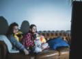 Dormir tarde pode afetar comportamento na fase adulta. Foto: FreePik