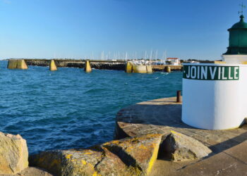 Imagem de um porto de Joinville - Créditos: depositphotos.com / sasha64f