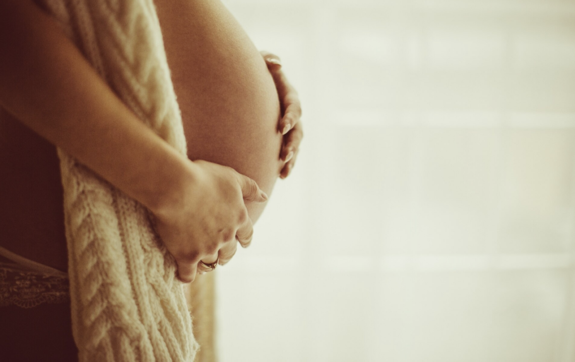 Câncer de mama durante e depois a gestação: o que fazer? Foto: FreePik