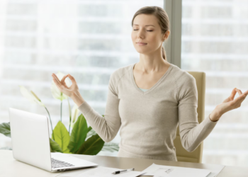 É seguro usar IA como terapeuta? Foto: FreePik