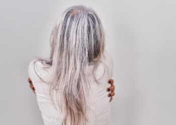 como cuidar do cabelo grisalho