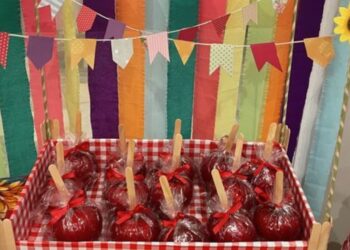 Com um pouco de criatividade dá para criar uma Festa Junina em casa cheia de charme - Crédito: Pinterest│Samba Lelê Artigos de Festa