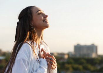 Para fazer mudanças na vida, comece aos poucos. Foto: FreePik