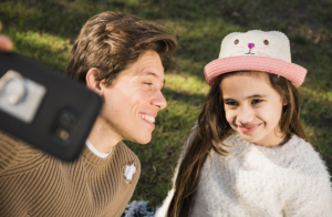 Postar foto de menor de idade só com autorização! Foto: FreePik