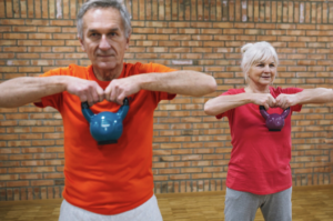 O que é sarcopenia e como tratar? Foto: FreePik