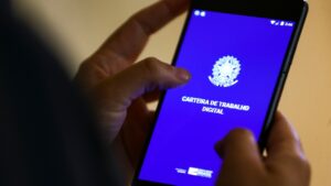 trabalhar por conta própria