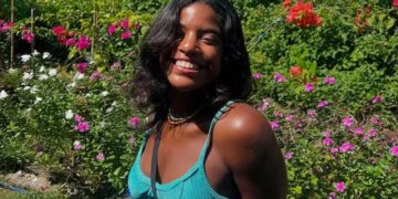 brasileira perdida em vulcão na Indonésia