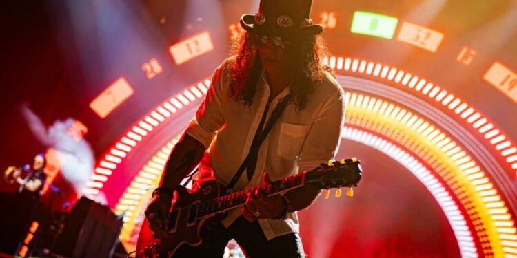 Depois de dois anos longe dos palcos brasileiros, o Guns N’ Roses está de volta - Crédito: Instagram│@gunsnroses