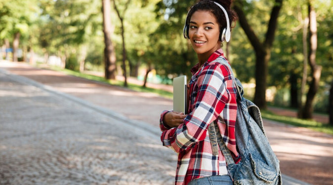 Veja como funciona o visto de estudante nos EUA. Foto: FreePik