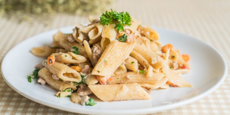 Receitas que economizam tempo e mantêm o sabor; aproveite a praticidade da panela de pressão e prepare receitas deliciosas - Crédito: Freepik
