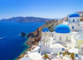Imagem de Santorini Grécia - Créditos: depositphotos.com / Patryk_Kosmider
