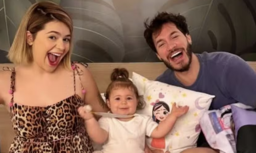 Viih Tube e sua filha Lua. Foto: Reprodução