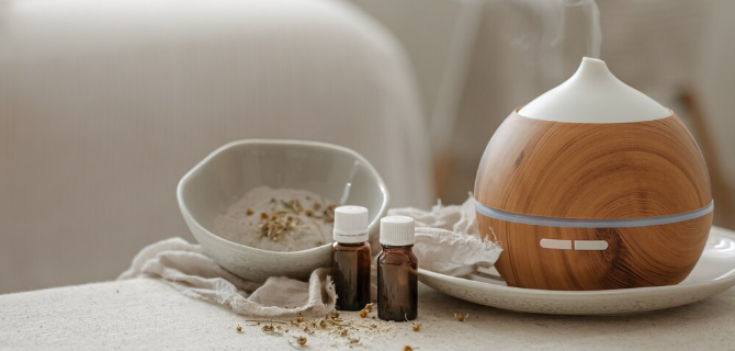 Aromaterapia pode ser usada para crianças. Foto: FreePik