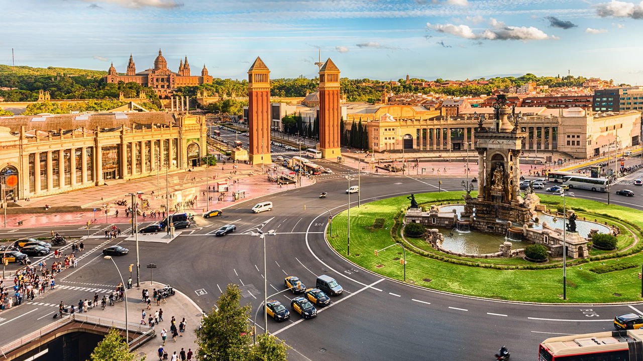 As melhores cidades para aprender espanhol com imersão cultural