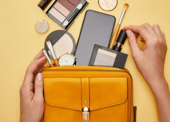 Os itens indispensáveis de beleza que toda mala de viagem precisa