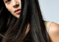 Mulher com o cabelo sedoso - Créditos: depositphotos.com / AllaSerebrina