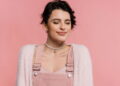 A peça que está dominando os looks femininos com estilo e conforto