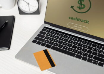 Ilustração de cashback - Créditos: depositphotos.com / IgorVetushko