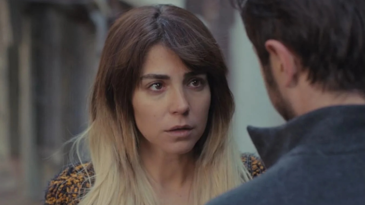 O que acontece com Ceyda em Força de Mulher