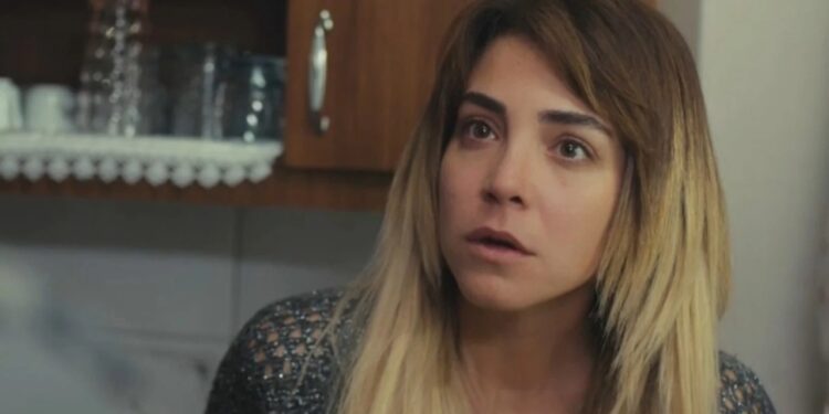 O que acontece com Ceyda em 'Força de Mulher'
