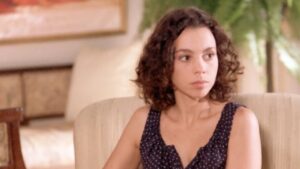 com quem Joyce fica no final de 'História de Amor'