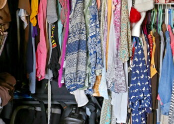 Roupas com estampas diversas - Créditos: depositphotos.com / Christin_Lola