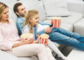 Filme em família - Créditos: depositphotos.com / Y-Boychenko
