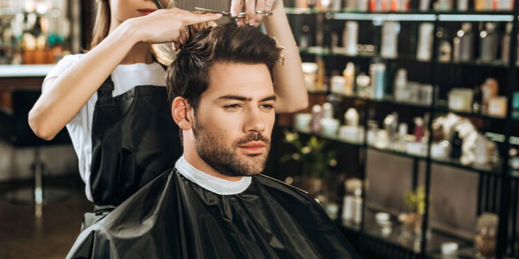 Cortes masculinos mais estilosos de 2025 que estão bombando