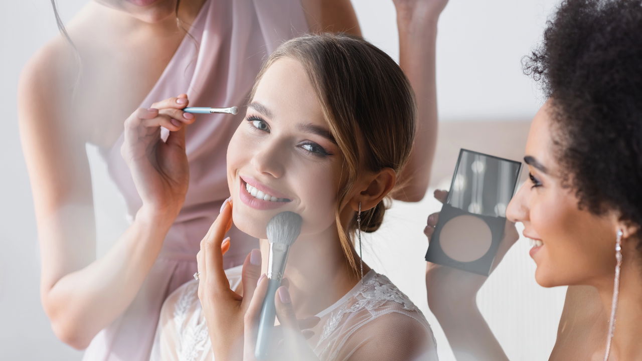 As melhores maquiagens para casamento em 2025 que vão durar a festa inteira