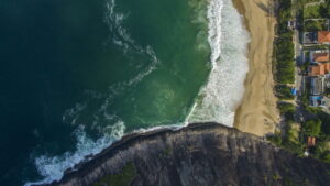 As 4 melhores cidades de praia para morar bem no Brasil