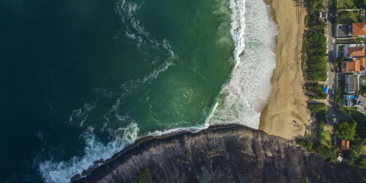 As 4 melhores cidades de praia para morar bem no Brasil