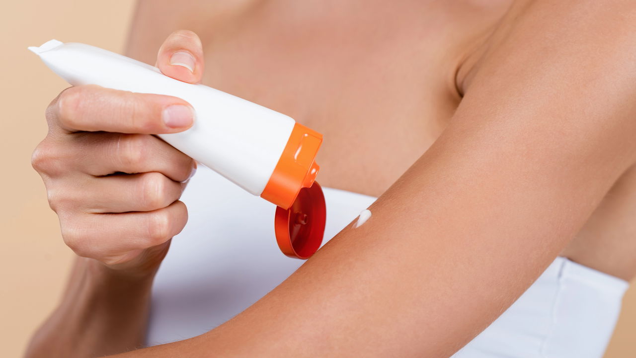 Quanto de protetor solar usar por dia segundo dermatologistas