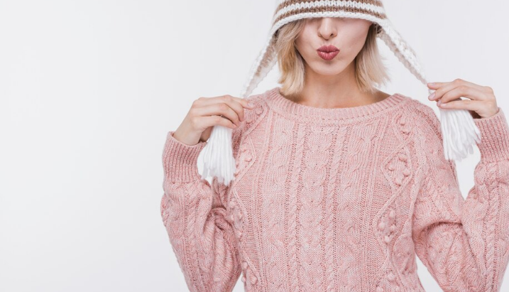 Vestido também é roupa de inverno. Foto: FreePik