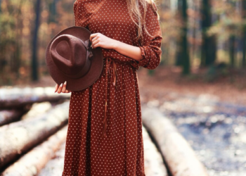 Vestido também é roupa de inverno. Foto: FreePik
