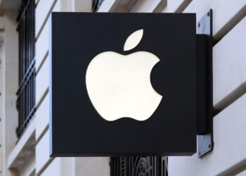 Logo da apple mundialmente conhecida - Créditos: depositphotos.com / DenysKuvaiev