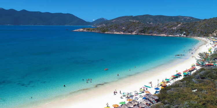 Vista fantástica de Arraial do Cabo - Créditos: depositphotos.com / Cristian_Lourenco