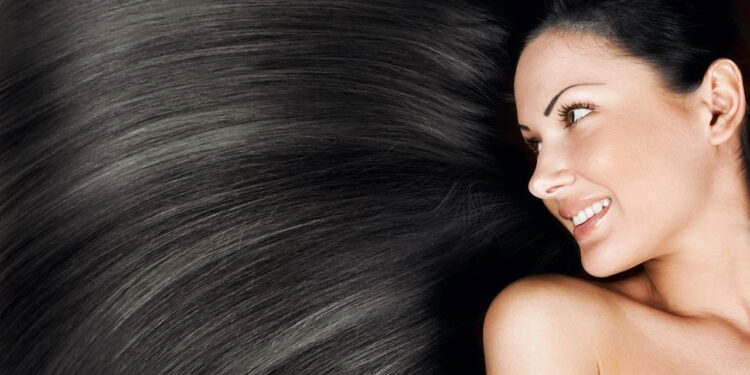 Cabelo brilhoso - Créditos: depositphotos.com / koji6aca