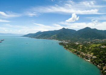 Visão panorâmica de Ilhabela - Créditos: depositphotos.com / gustavofrazao